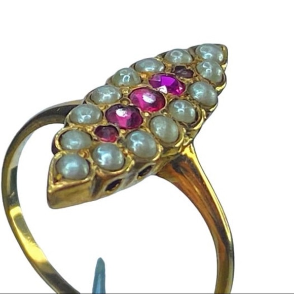 Art Deco 10K yellow gold 0.1ct Ruby Seed Pearl Navette ring ❤️ - Picture 2 of 9